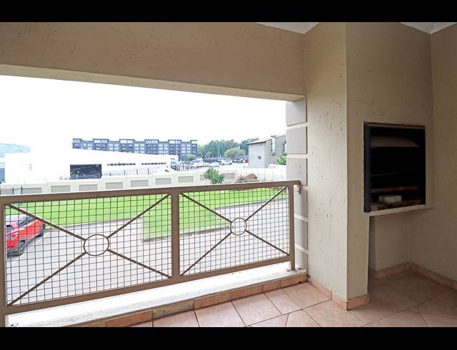2 BEDROOM TOWNHOUSE FOR SALE IN ORIEL